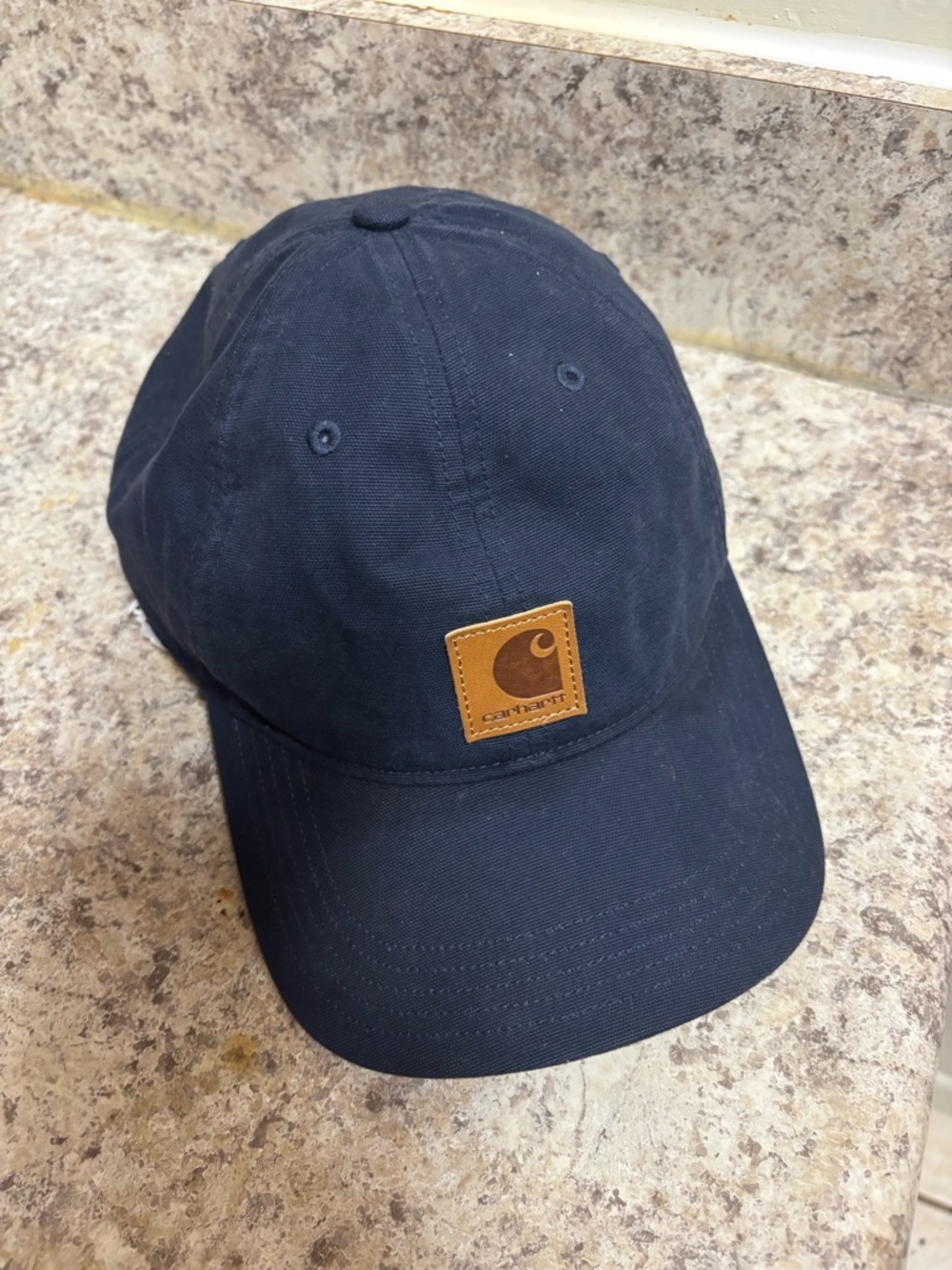 Carhartt navy blue STYLE #100289
CANVAS CAP adjustable